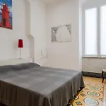 Guesthost - Ca' Toa - Cavour * La Spezia